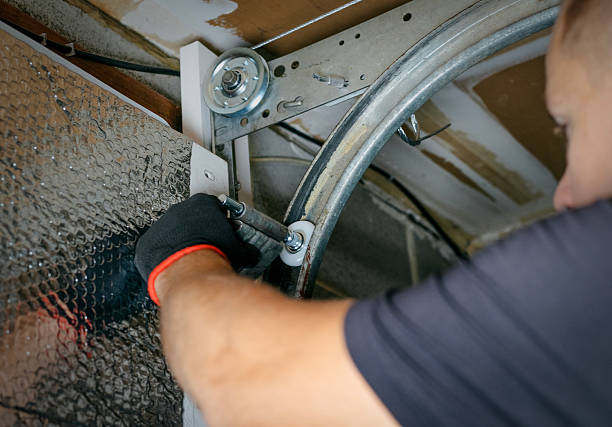 Affordable Garage Door Roller Replacement solutions in Oakridge, OR